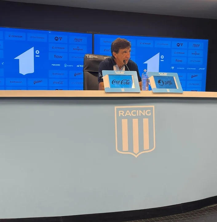 Gustavo Costas les dejó un mensaje a los hinchas de Racing previo al duelo ante Botafogo: “confíen en este equipo”