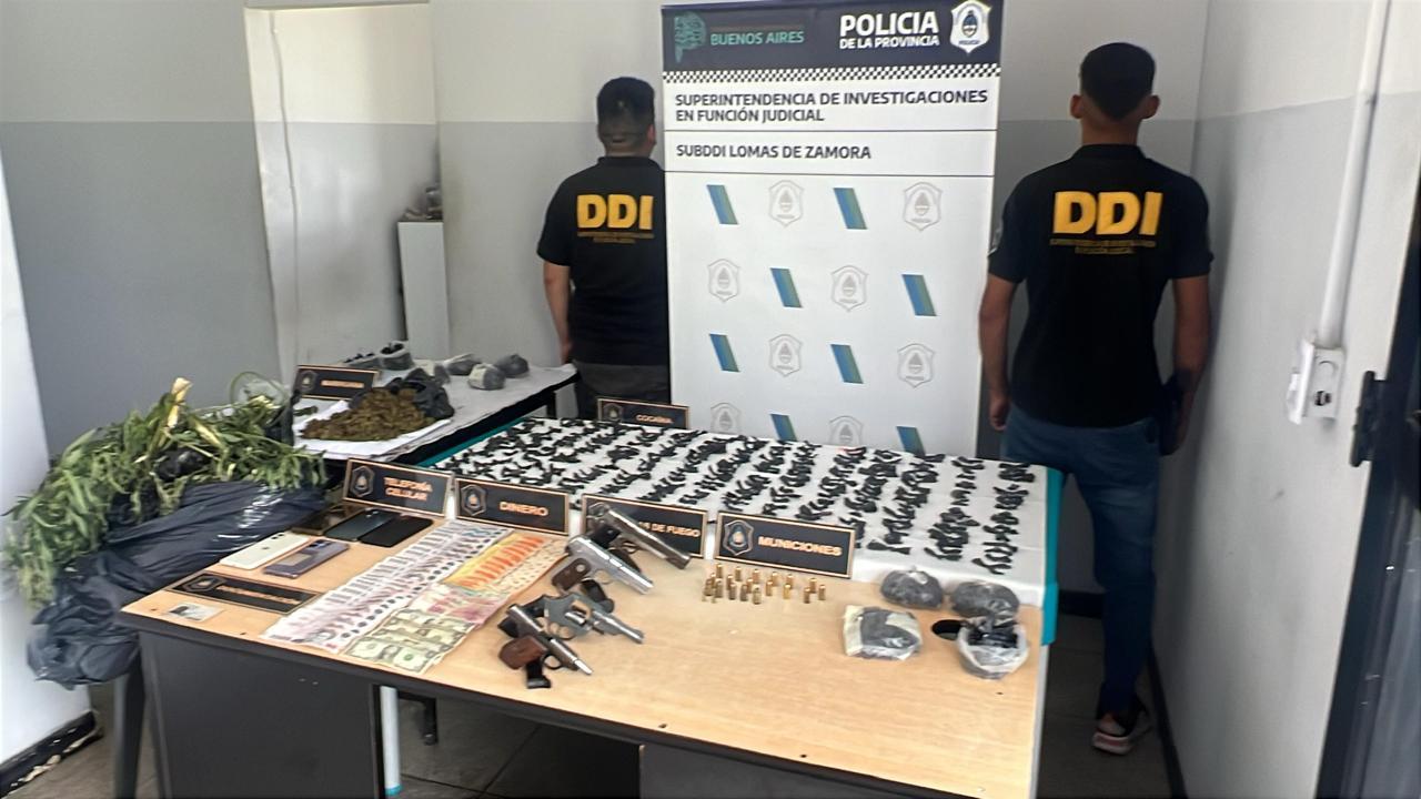 Lomas: Desbaratan una banda narco y secuestran 900 dosis de cocaína