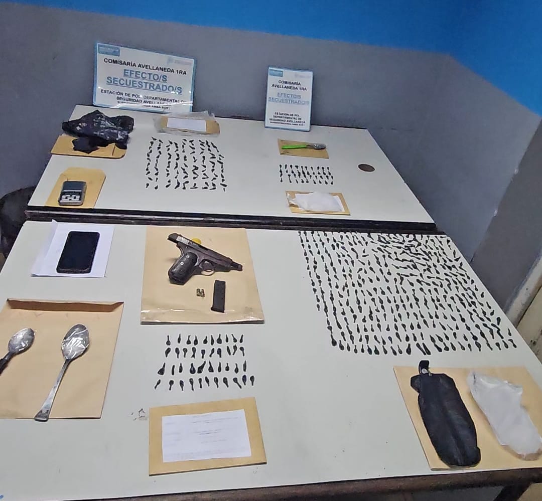 “Avellaneda: Allanamientos y detenidos por drogas y armas”