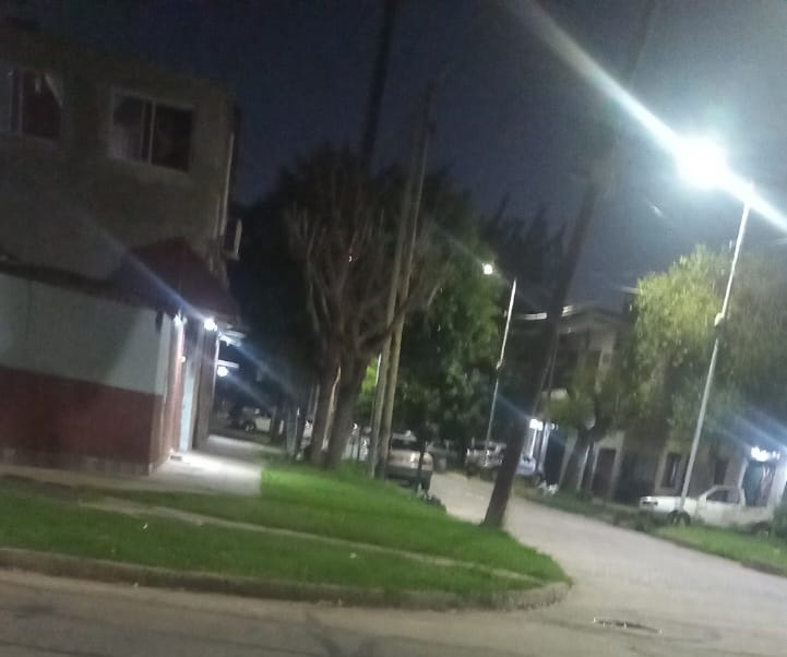 RECLAMO URGENTE EN AVELLANEDA: VECINOS DISCAPACITADOS PIDEN RAMPAS Y SOLUCIONES.