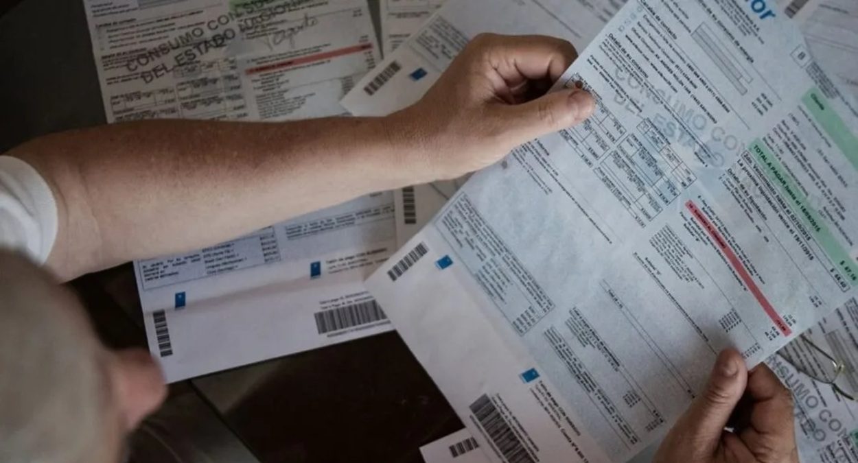 Tarifas: el Gobierno posterga el ajuste por inflación y limita los aumentos de abril