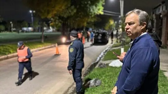 Almirante Brown: el intendente Cascallares supervisó operativos policiales nocturnos