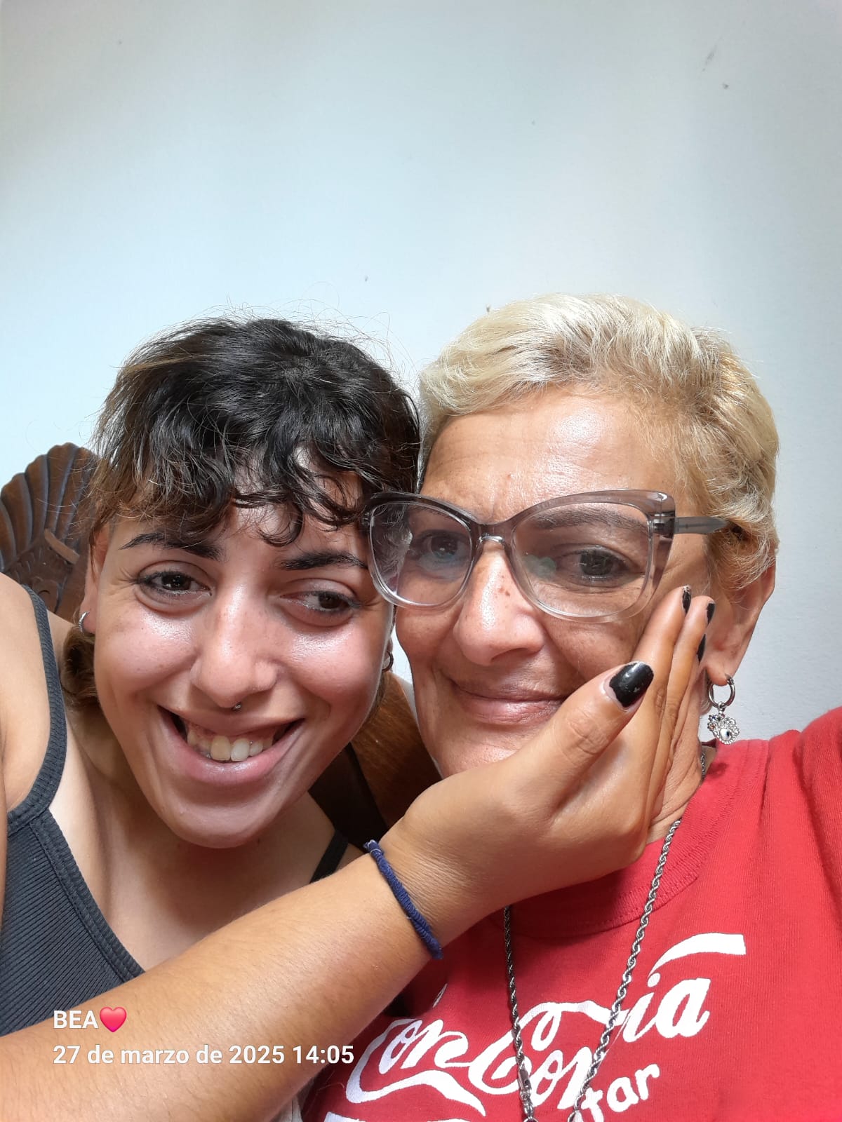 Bernal: Madre denuncia negligencia en clínicas psiquiátricas y pide el traslado urgente de su hija