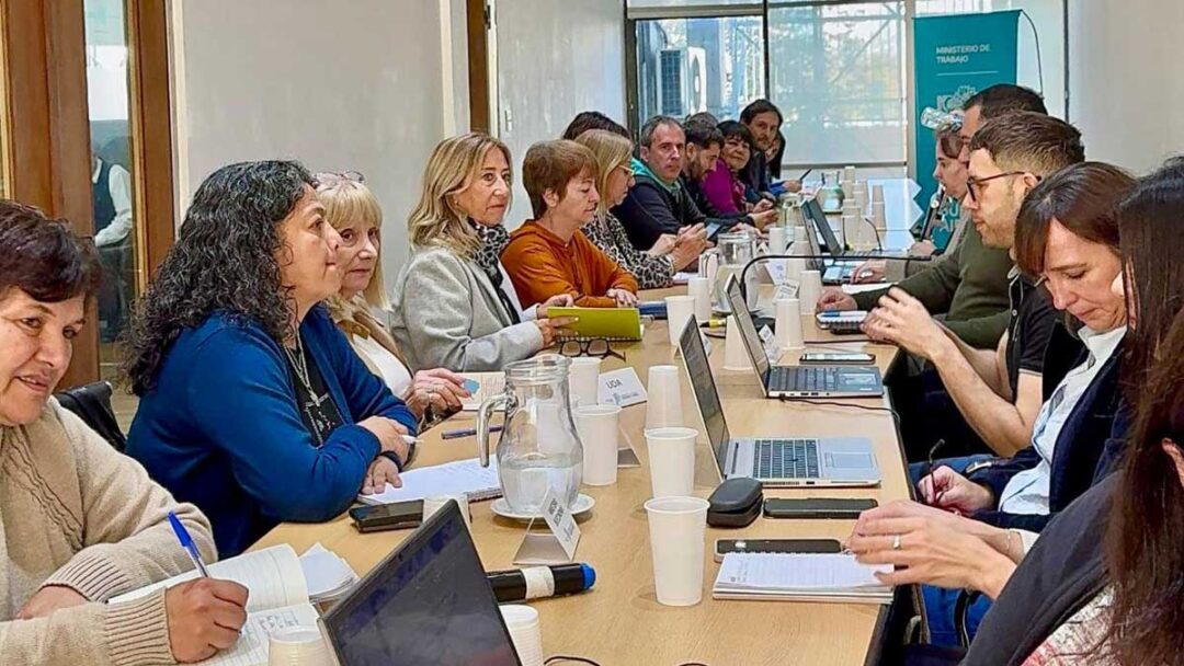 Docentes rechazaron la propuesta salarial de la Provincia