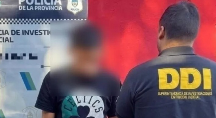 Tras una persecución, cayó un joven acusado de un crimen en Lomas
