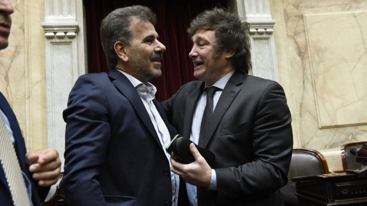 La victoria electoral dejó a LLA con ventaja para negociar con el PRO en la Provincia de Buenos Aires