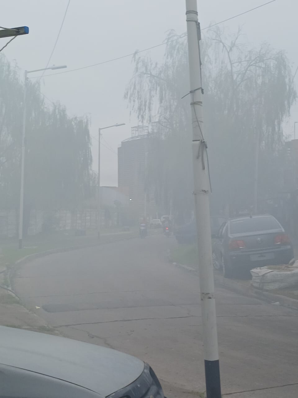 Grave denuncia en Villa Luján (Sarandi): contaminación sin control afecta la salud de los vecinos
