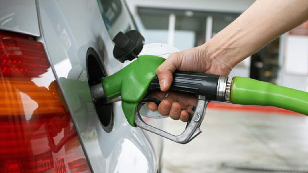 Sube el costo del combustible: El nuevo aumento de biocombustibles pone presión en los surtidores