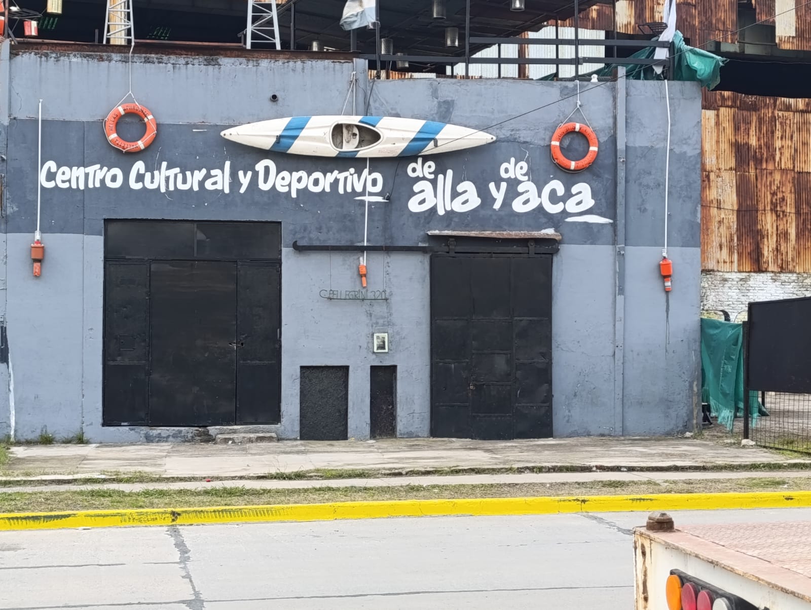 Denuncian irregularidades en el funcionamiento del centro cultural "De Allá y De Acá" en Isla Maciel