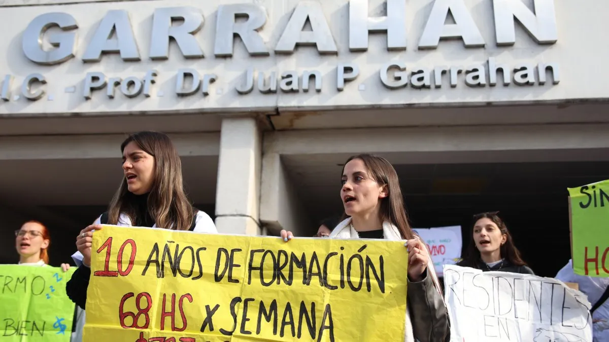 Conflicto en el Garrahan: los residentes decidieron seguir con el paro y se suman los del Hospital Posadas