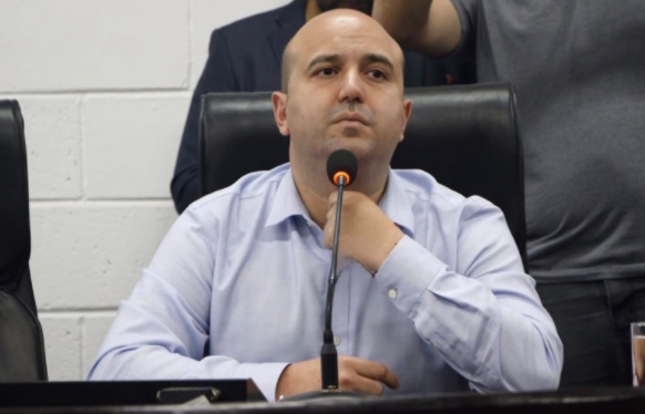 JUAN BERNASCONI: "VAMOS A RECUPERAR LA ESPERANZA Y A CONSTRUIR UN FUTURO PARA QUILMES"