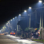 El Municipio de Almirante Brown sigue colocando luces led con mayor potencia en las principales avenidas del distrito