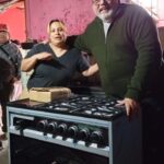 Una cocina nueva, una esperanza más: el comedor “Mía de los Milagros” recibió la ayuda de una empresa local