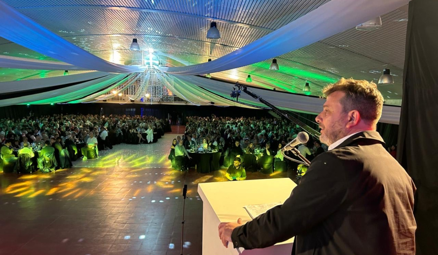 Doval pidió respaldar a la nueva CGT y aseguró: “Se vienen tiempos muy difíciles”