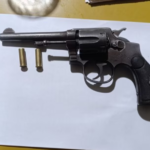 Ataque a tiros contra una remisería en Almirante Brown: un detenido con un arma