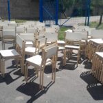Antes del inicio de clases, entregan nuevo mobiliario a escuelas de Almirante Brown