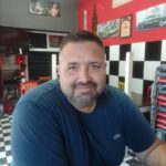 De Titanes en el Ring al horno de barro: La ‘Lucha Fuerte’ de Matías Patrón en el corazón de Sarandí