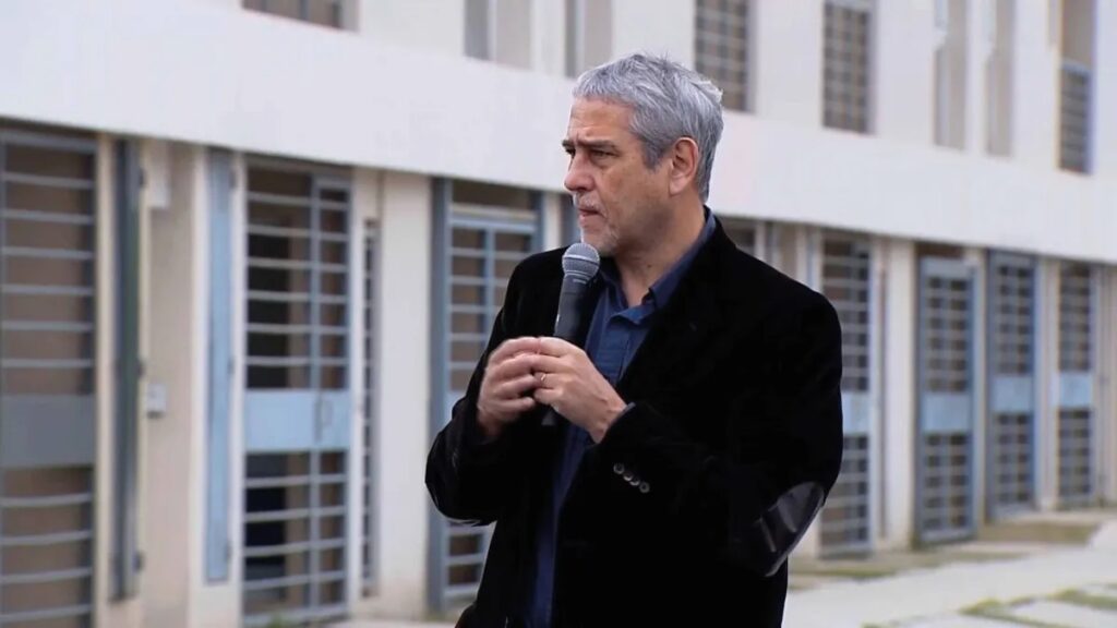 Denuncian a Ferraresi por irregularidades en obras del PROCREAR