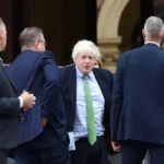 El ex primer ministro británico Boris Johnson pidió enviar más tropas a las Islas Malvinas