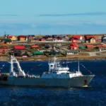 Denunciaron por “contrabando” a empresas pesqueras que operan en mar argentino con licencia británica